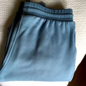 Men’s Fabletics sweatpants. Like new. L.